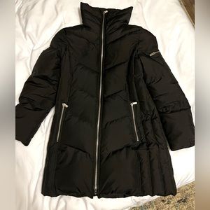 Women’s Michael Kors 3/4 Length black Puffer. Size M